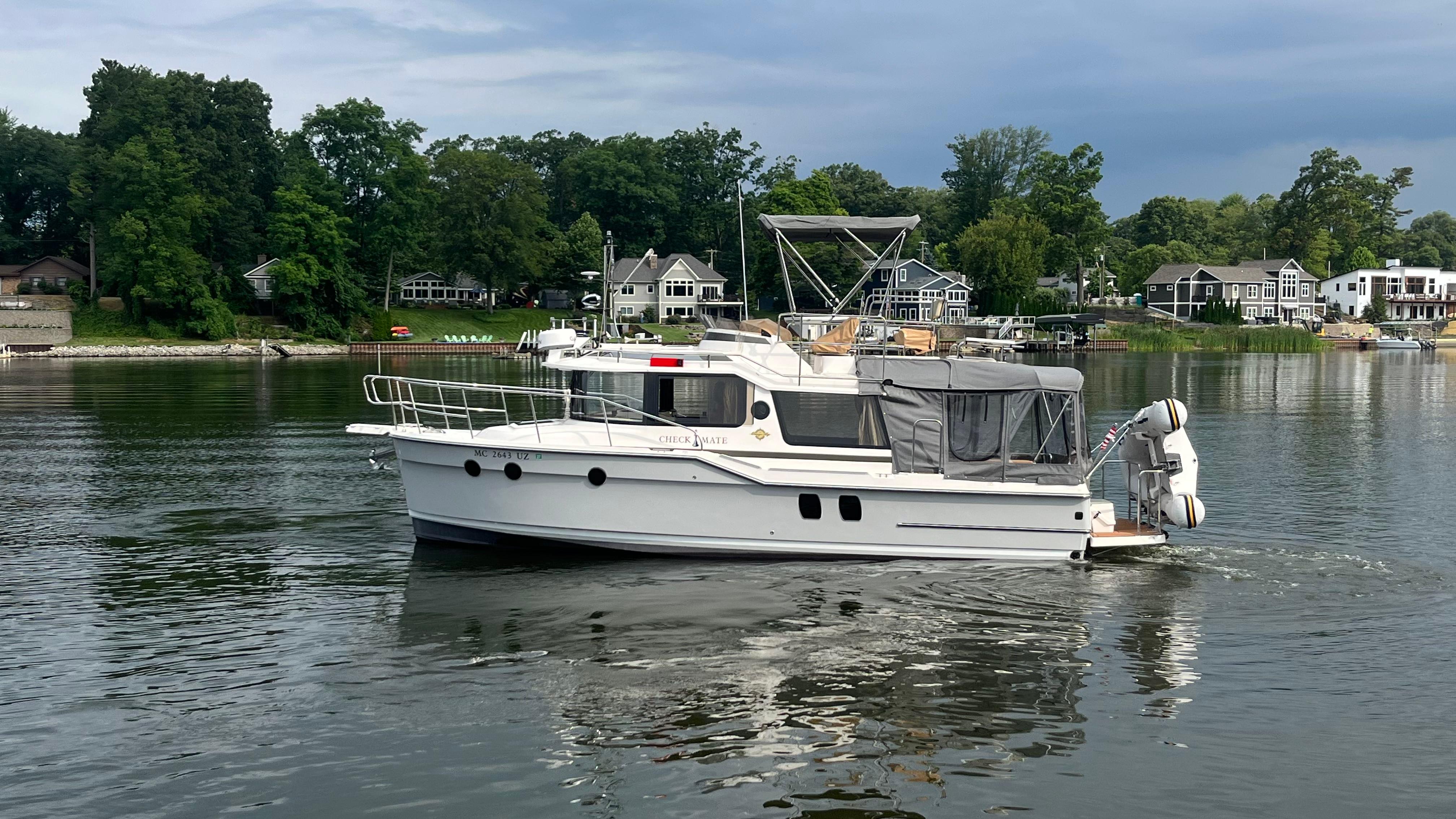 2024 Ranger Tugs R-29 Command Bridge LE