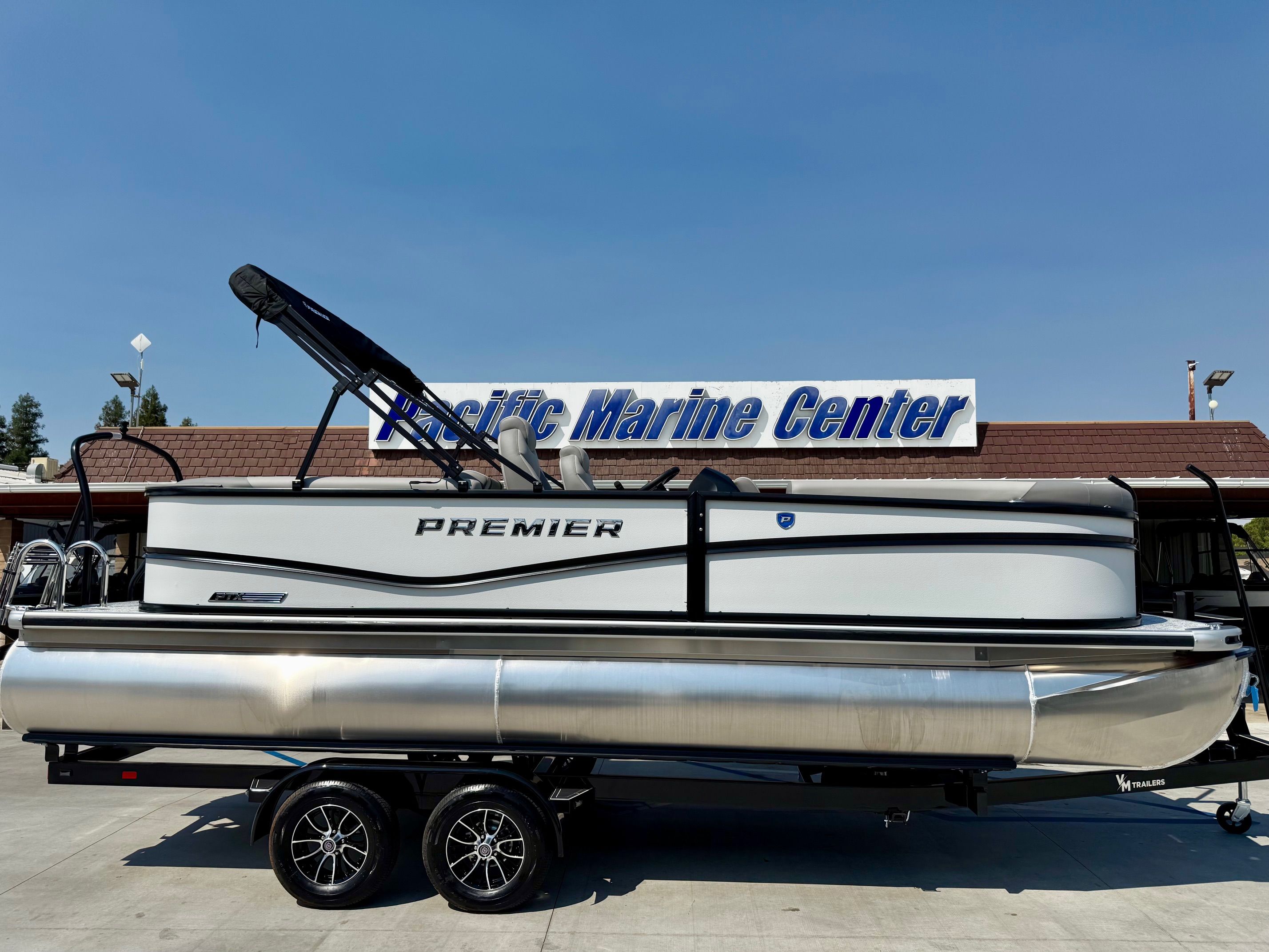 2026 Premier Sunscape RF 220 w/ 150HP Mercury!