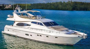 2004 Ferretti Yachts 720
