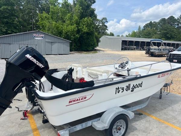 2004 Boston Whaler 150 Sport