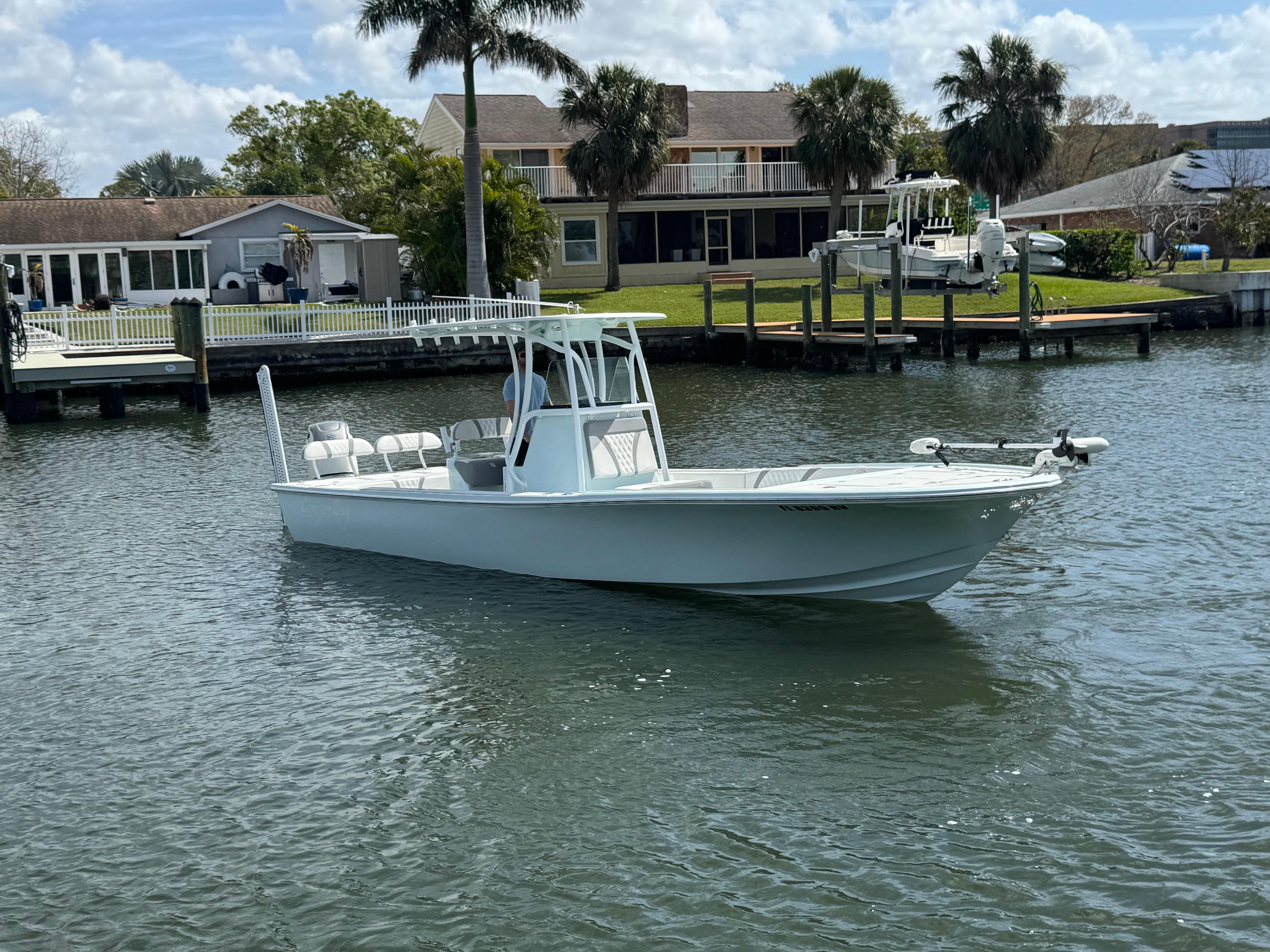 2018 Canyon Bay 28 H