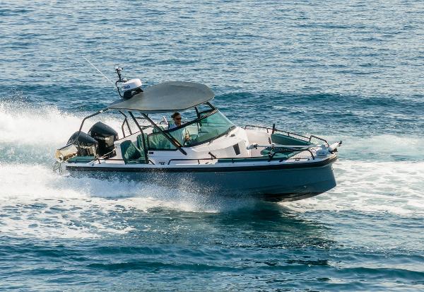 2022 Axopar 28 T-Top