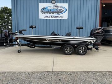 2025 Phoenix 819 ZXL