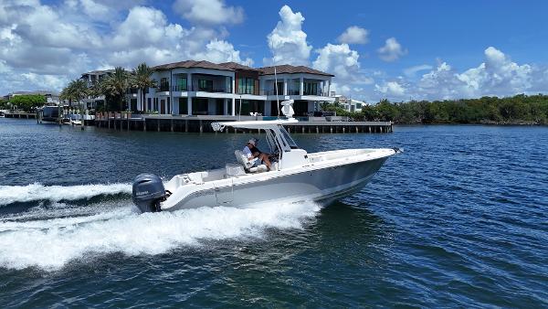 2017 Edgewater 262CC