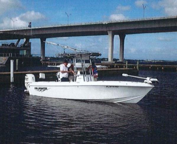 Bluewater Sportfishing 2150 CC