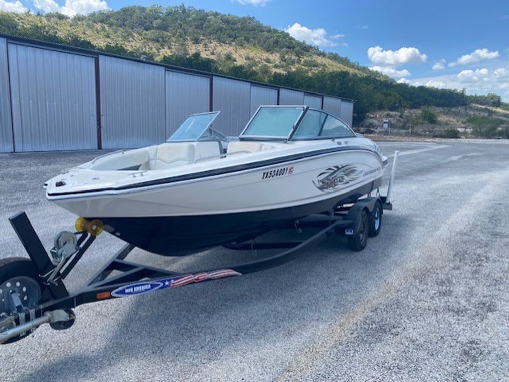 2013 Chaparral 216 SSi