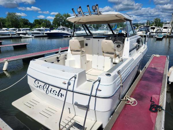 1999 Bayliner 2452 Ciera Express