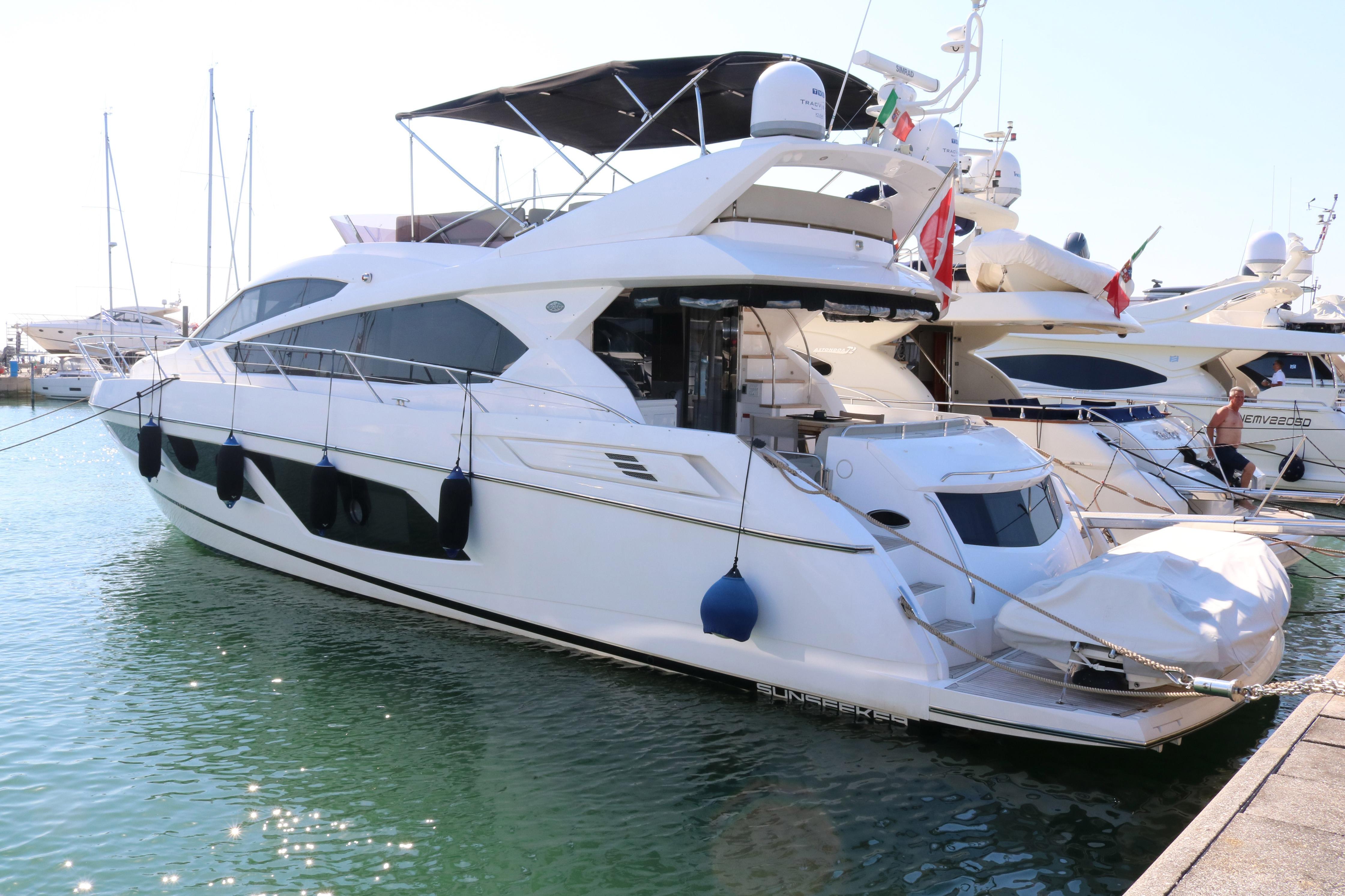 2015 Sunseeker Manhattan 65