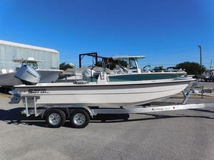Carolina Skiff E21 DLX CC