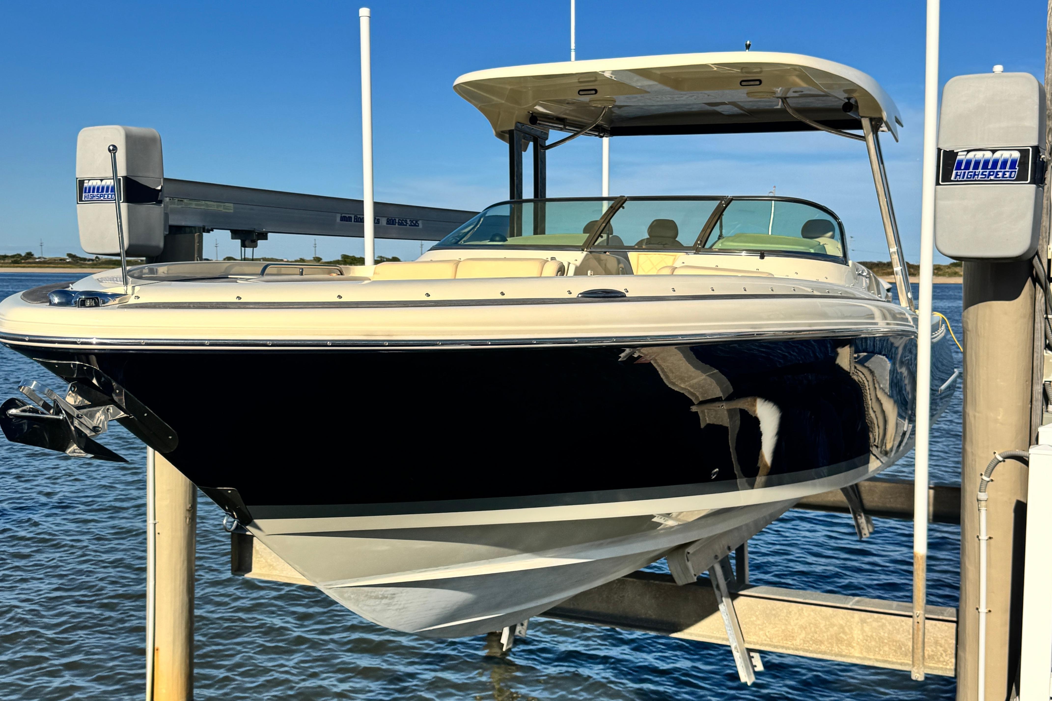 2018 Chris-Craft Calypso 30