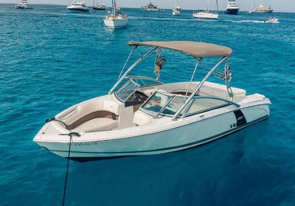 2018 Cobalt 220