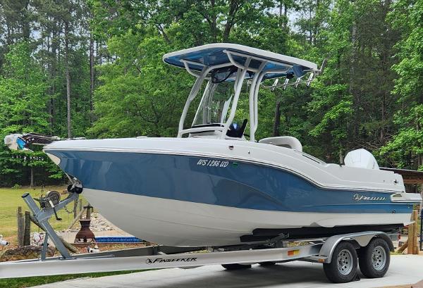 2020 Finseeker 230 CC