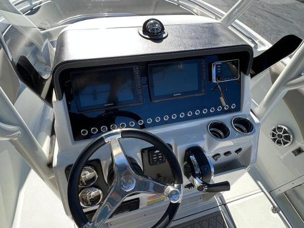2020 Finseeker 230 CC