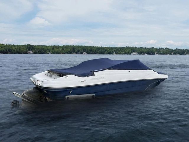 2007 Four Winns 190 Horizon