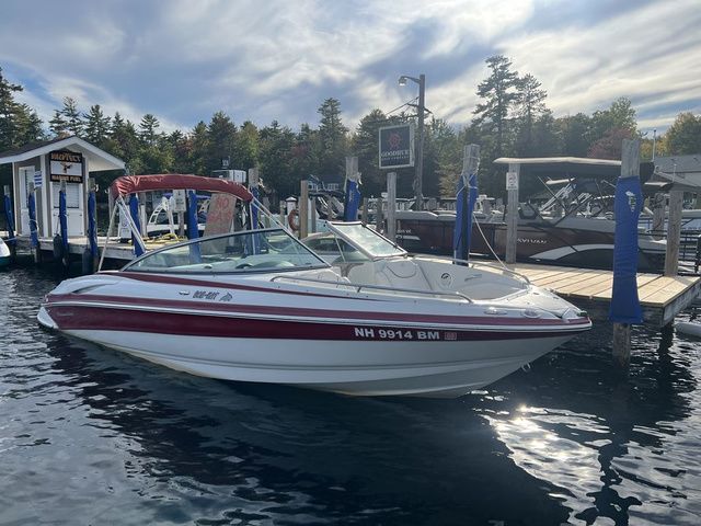 2007 Crownline 230 LS