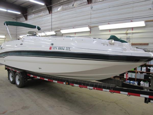 1998 Chaparral 252 Sunesta