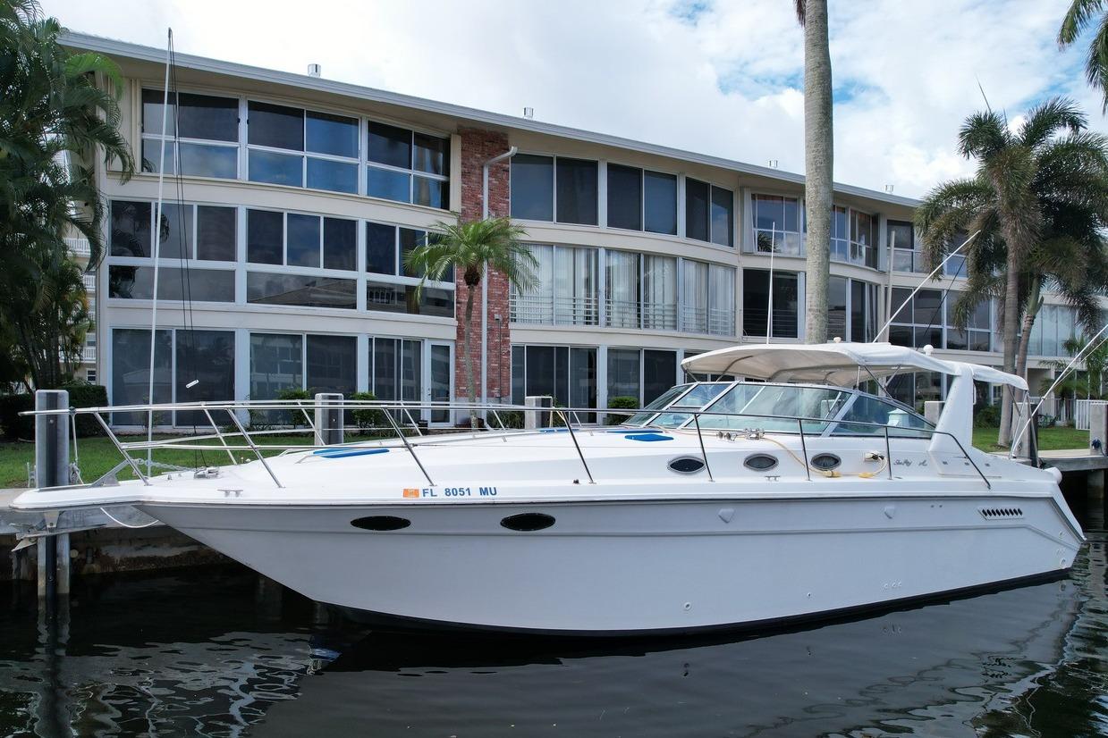 1994 Sea Ray 370 Express Cruiser