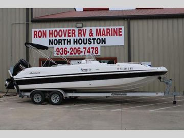 2018 Hurricane SunDeck Sport 231 OB