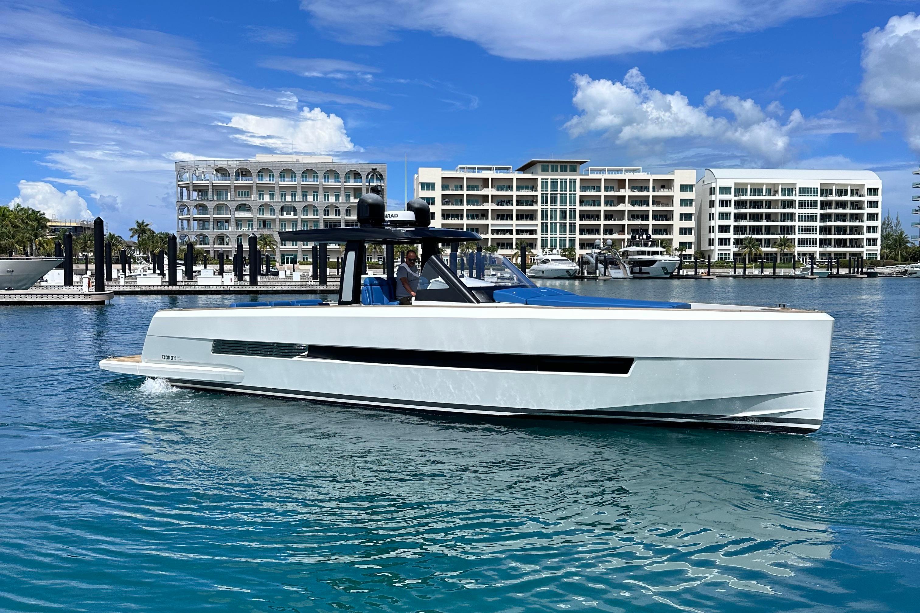 2020 Fjord 44 Open