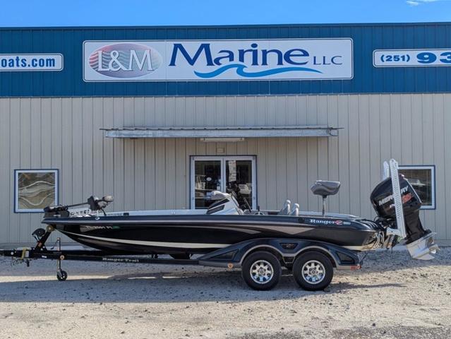 Ranger Z Comanche Z520C 2013 Ranger Z Comanche Z520C boat parked outside L&M Marine LLC building.