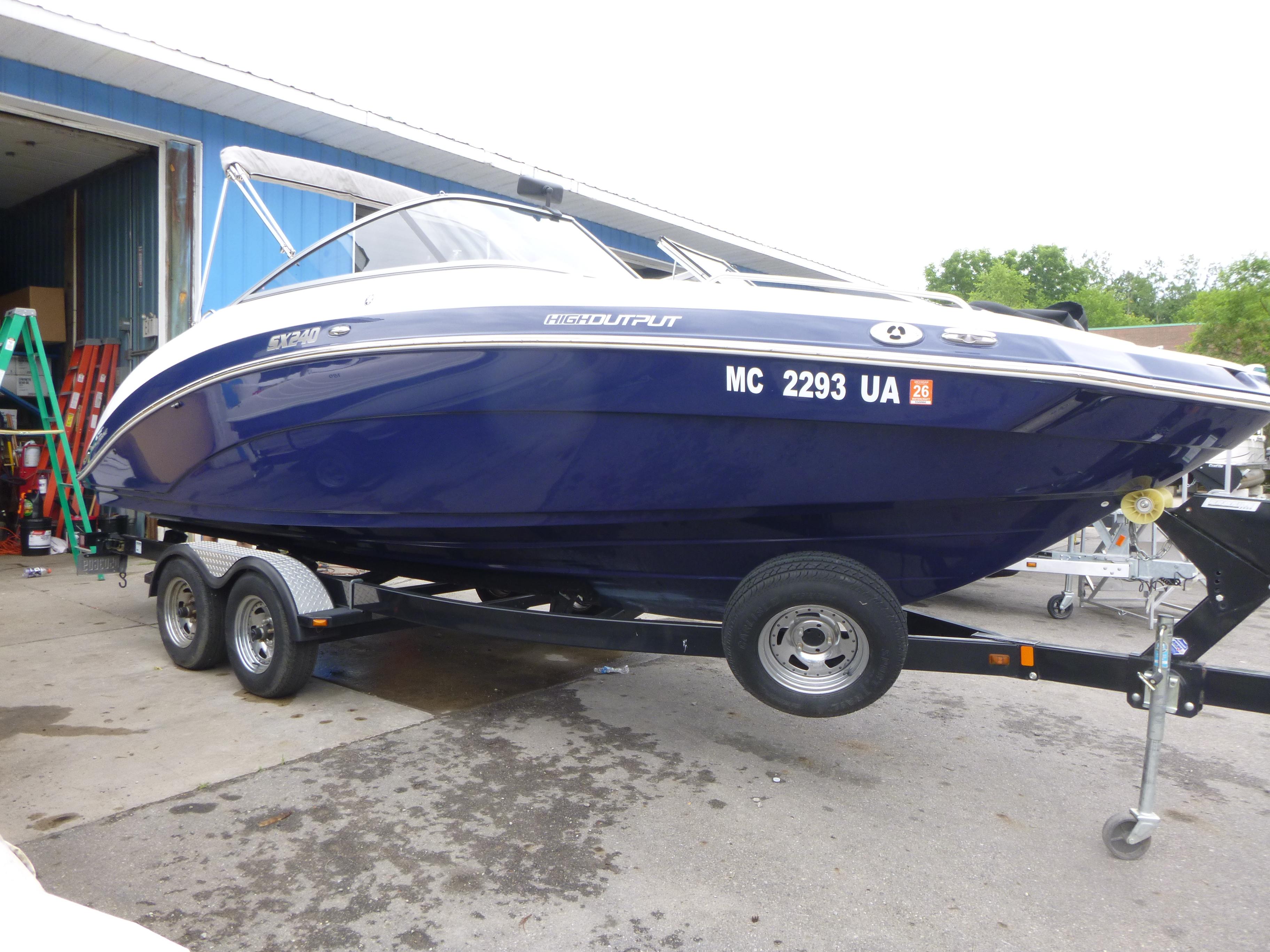 2013 Yamaha Boats SX240 HO