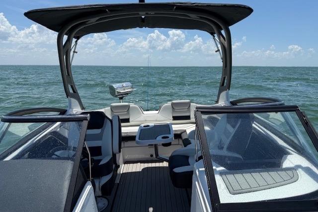 2022 Yamaha Boats 212S