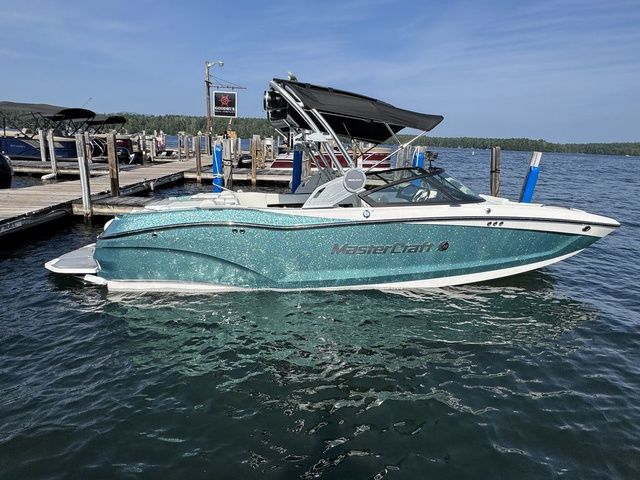 2024 MasterCraft X22