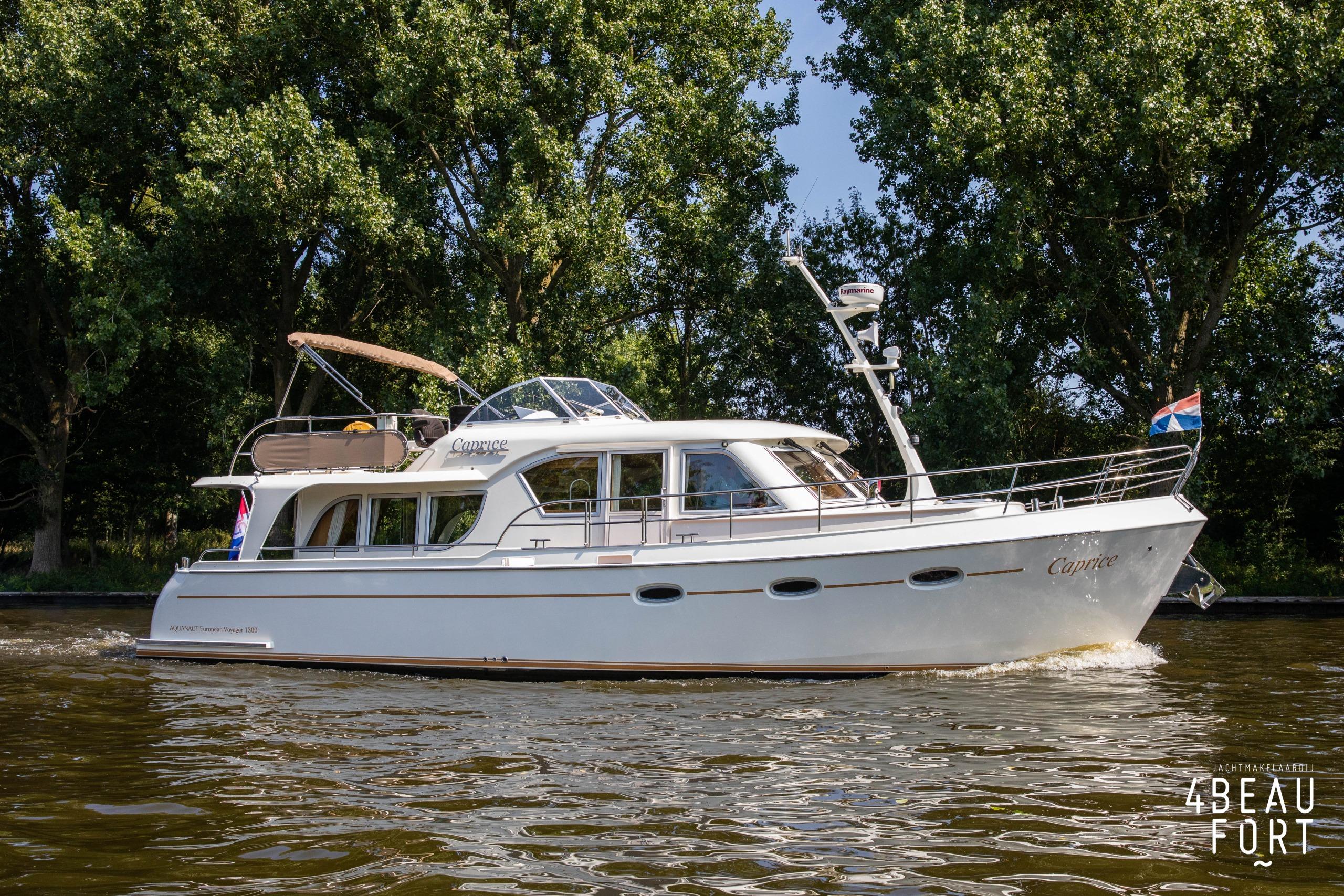 2010 Aquanaut European Voyager 1300 II - Admiraal uitvoering