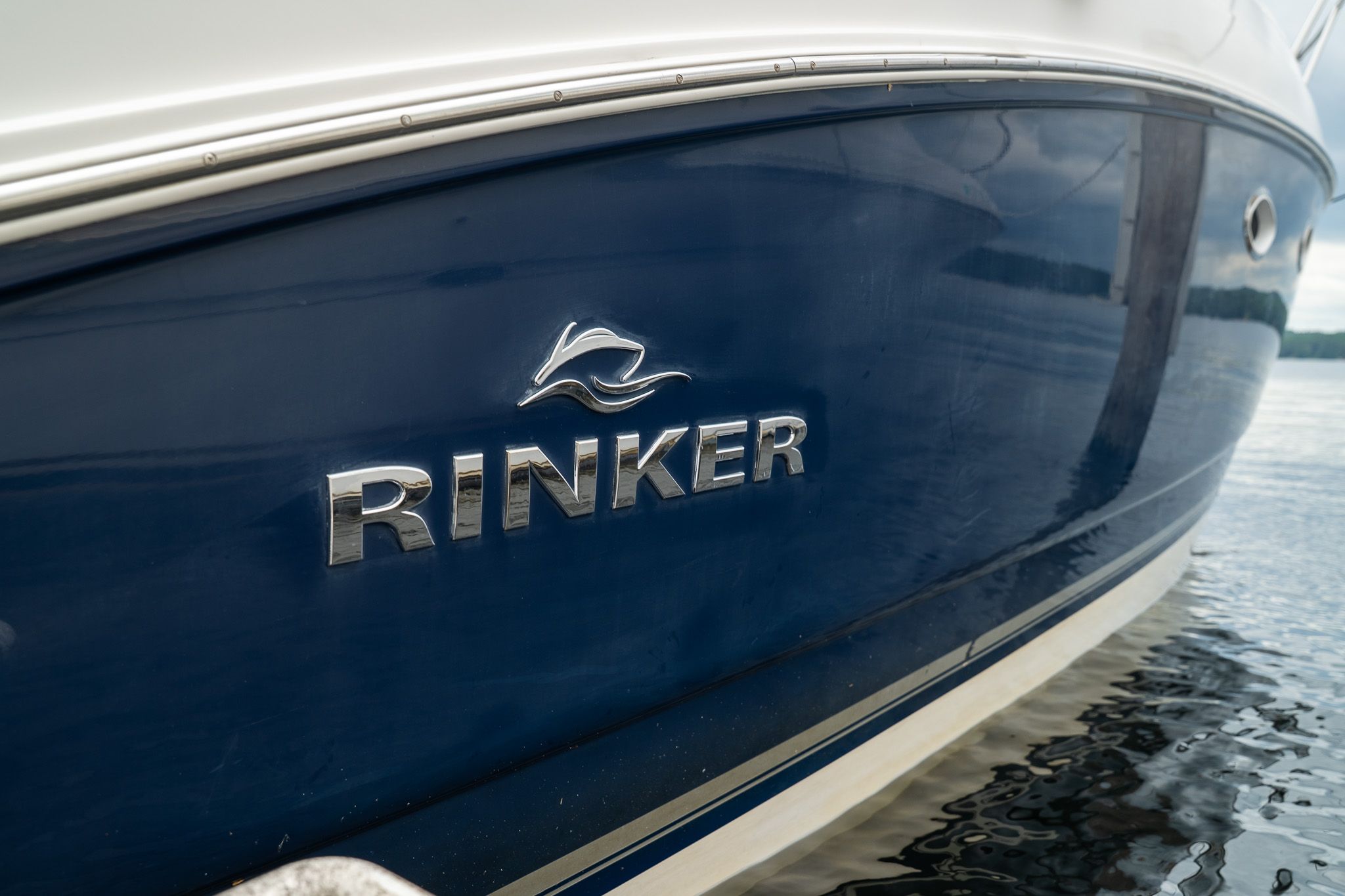 2007 Rinker 350 Express Cruiser
