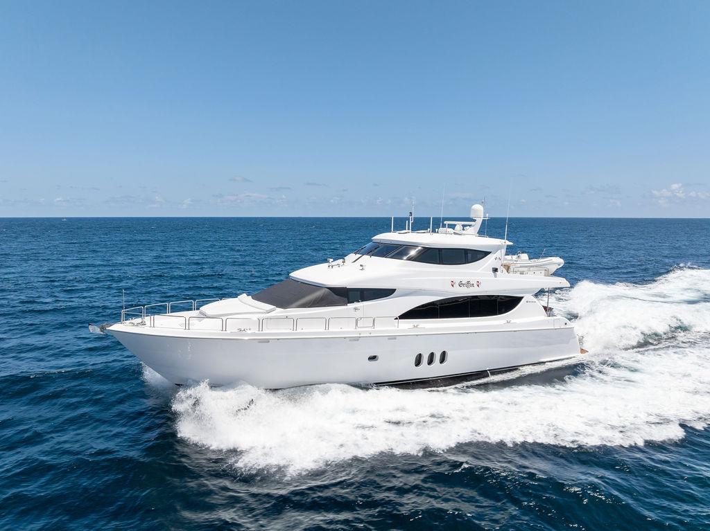 2013 Hatteras 80 Motor Yacht