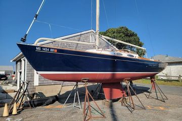 2003 Alerion Express 28 Shoal Draft
