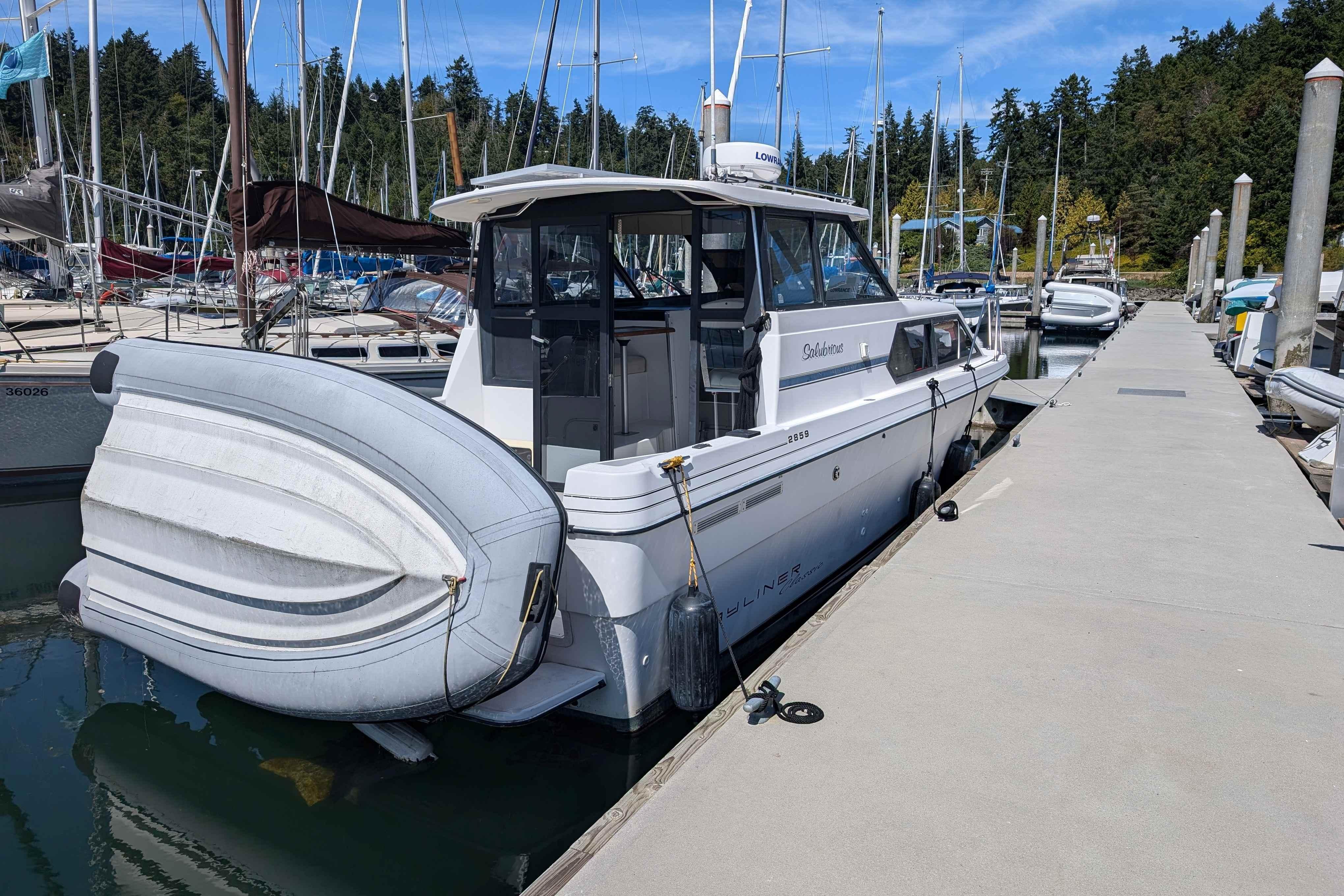 1995 Bayliner 2859 Classic Cruiser