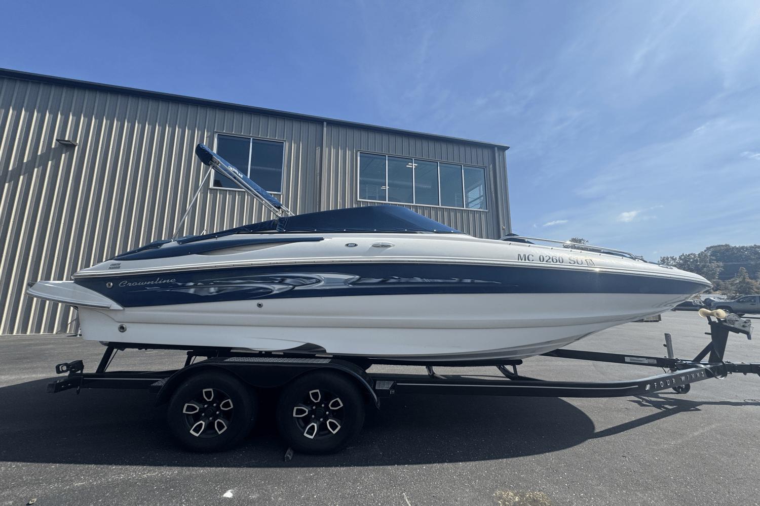 2005 Crownline 220 EX