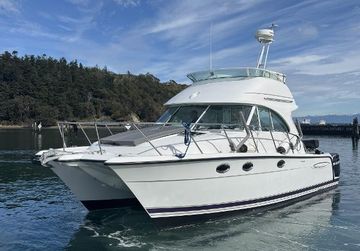 2005 Glacier Bay 3490 Ocean Runner