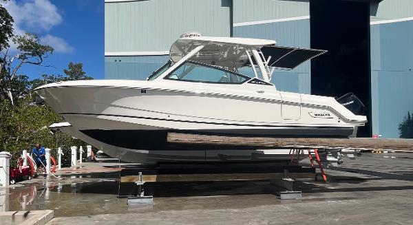 2020 Boston Whaler 280 Vantage