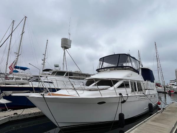1999 Ocean Alexander Sundeck 460