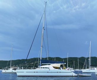 2004 Lagoon 570