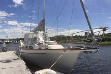 1990 Irwin 38