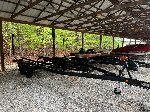 2022 MasterCraft XT23