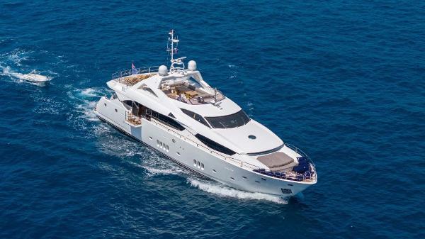 2009 Sunseeker 34M Yacht