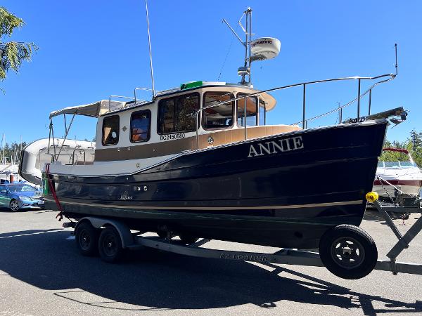 2010 Ranger Tugs R-25 SC