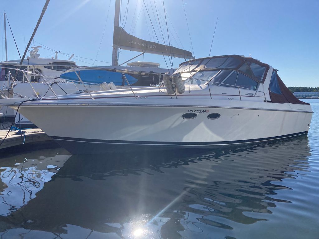 1987 Trojan 10 Meter Express