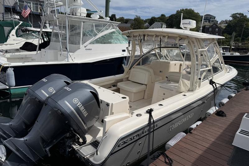 2019 Grady-White Freedom 285