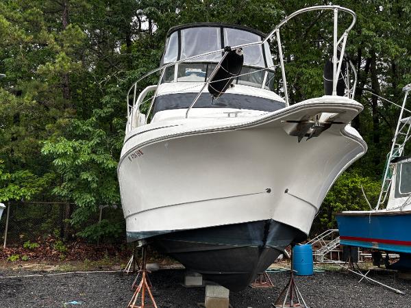 2002 Silverton 330 Sport Bridge