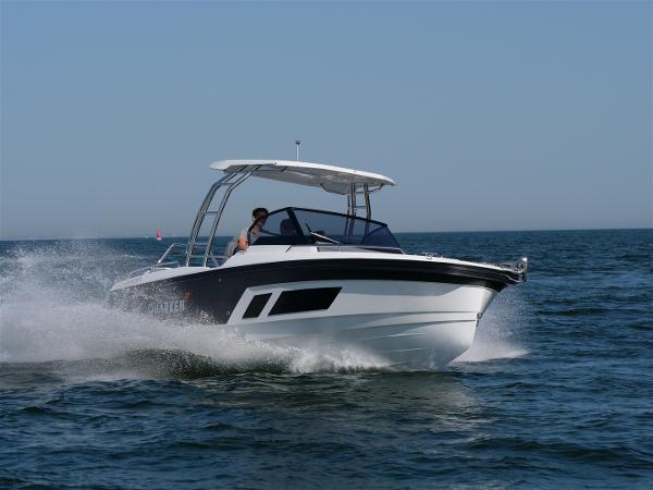 Quarken 27 T-Top V2