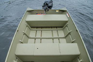 Crestliner Boat image