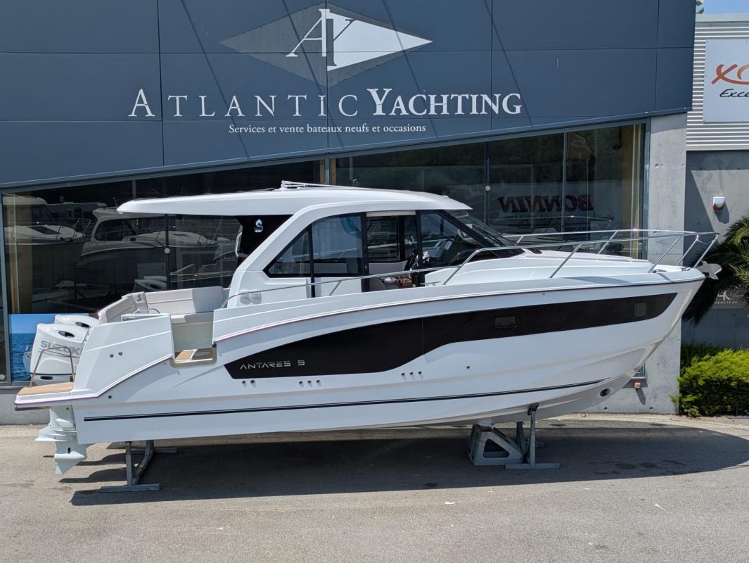 2025 Beneteau Antares 9 OB V2