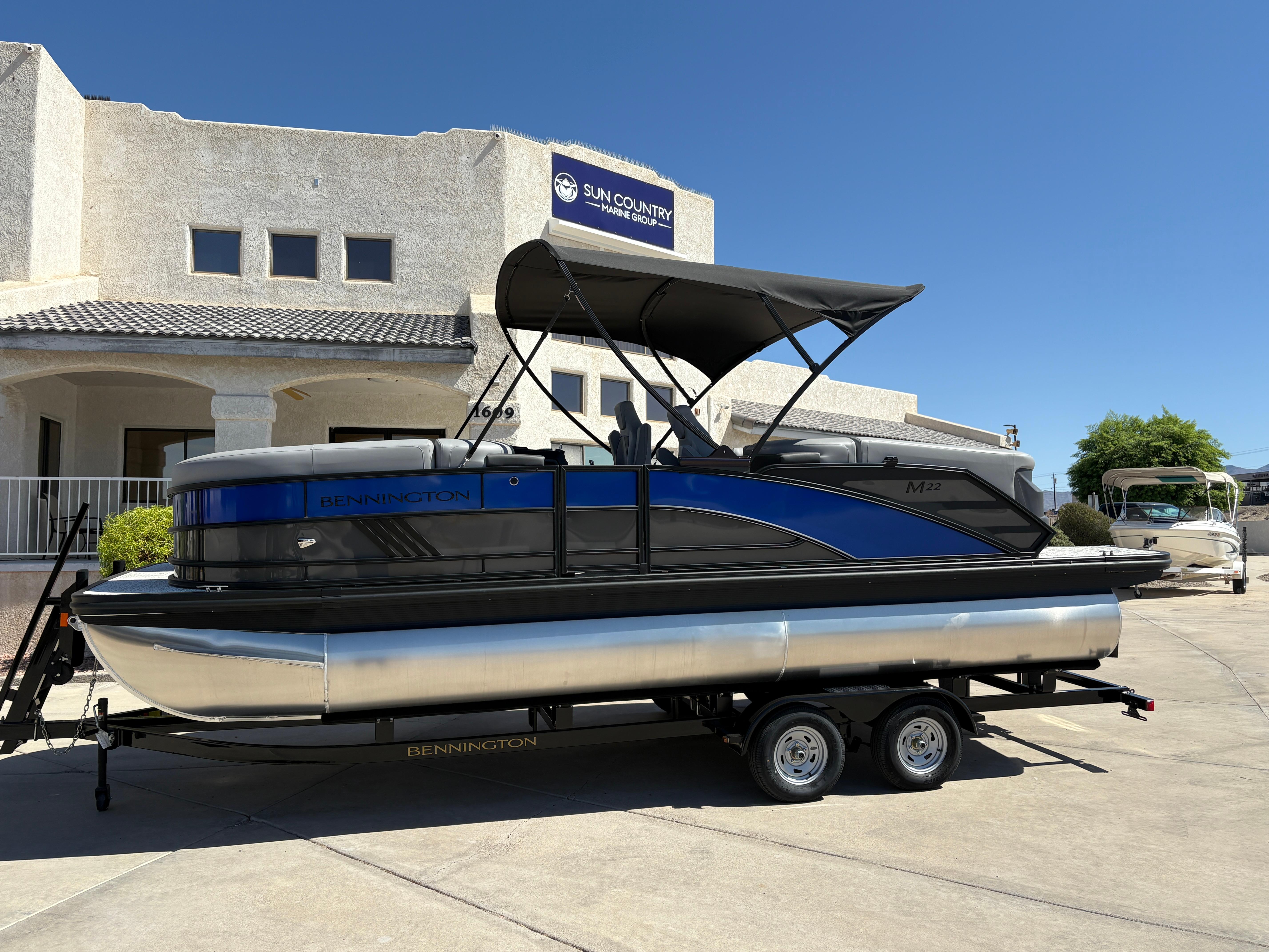 2025 Bennington 22 MFB