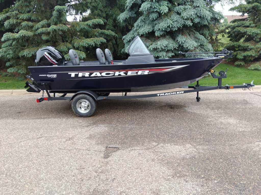 2025 Tracker Pro Guide V-16 WT