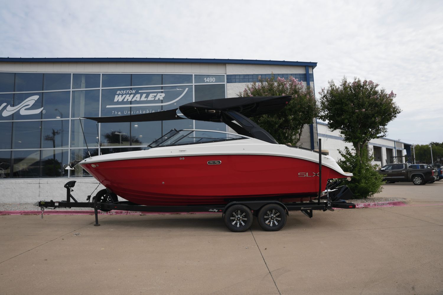 2026 Sea Ray SLX 260 Surf